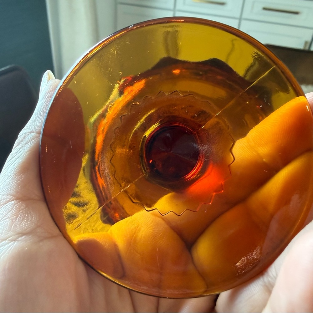 Amber vintage Glass Goblet Set - Picture 5 of 10